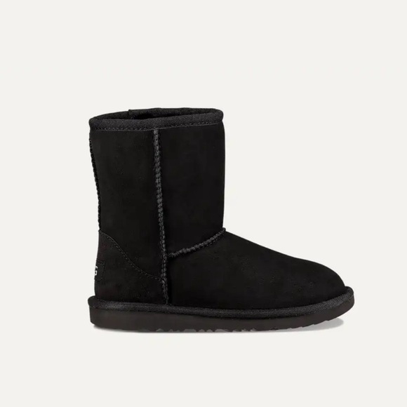 Kids Ugg Classic Short II Boots - Picture 1 of 9